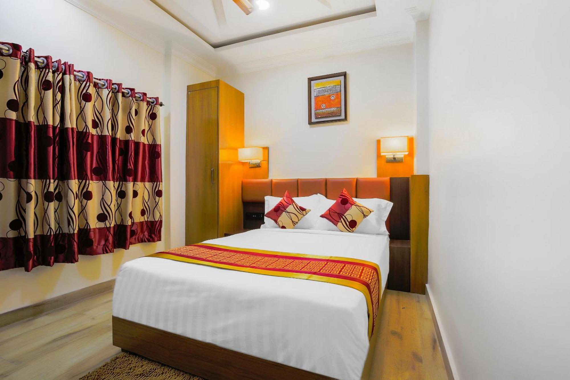 Hotel Intourist Palace Itahari Ngoại thất bức ảnh